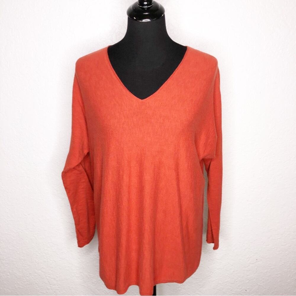 Vince orange v neck knit tunic top size Medium